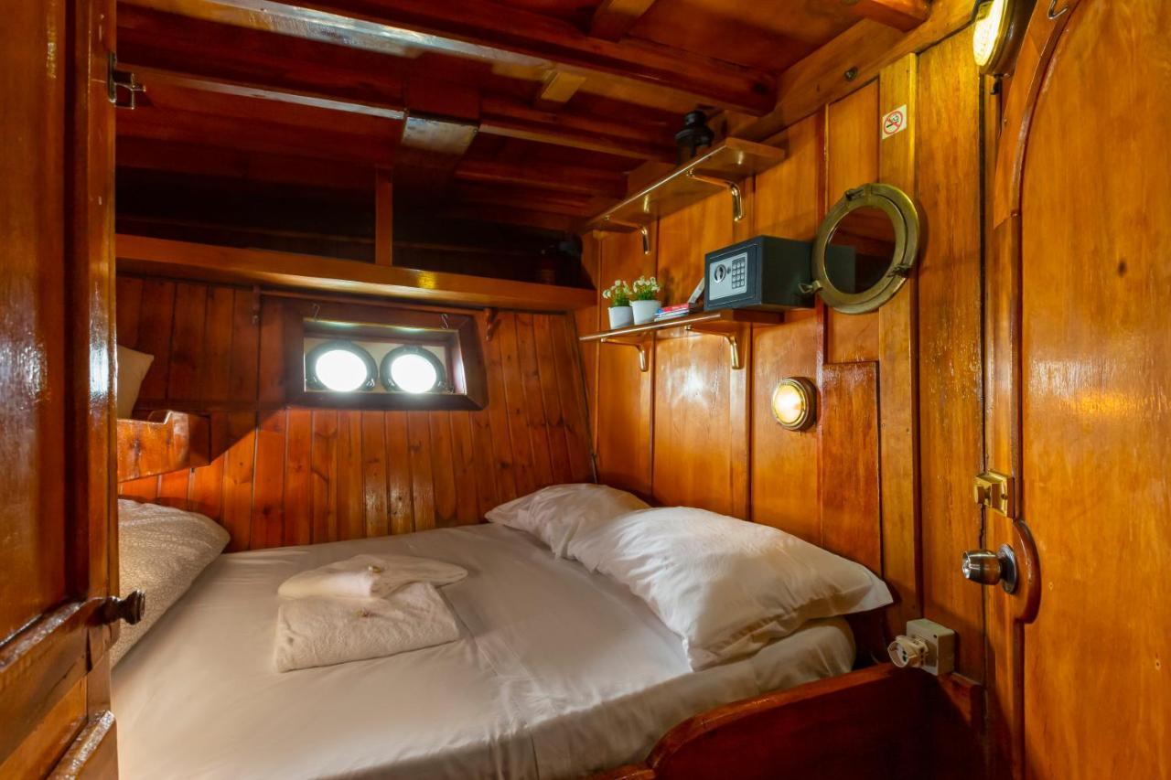 Venezia Boat & Breakfast Caicco Freedom Hotel Exterior photo